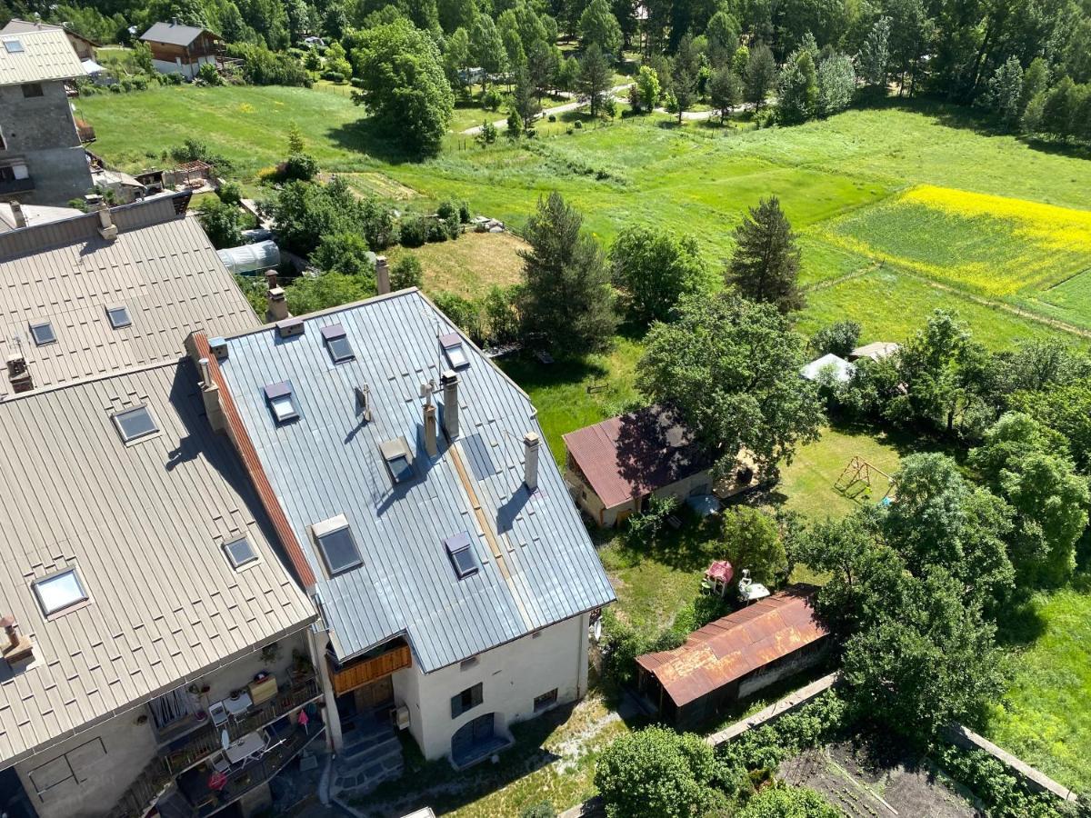 Appartement Dans Une Maison De Pays Бріансон Екстер'єр фото